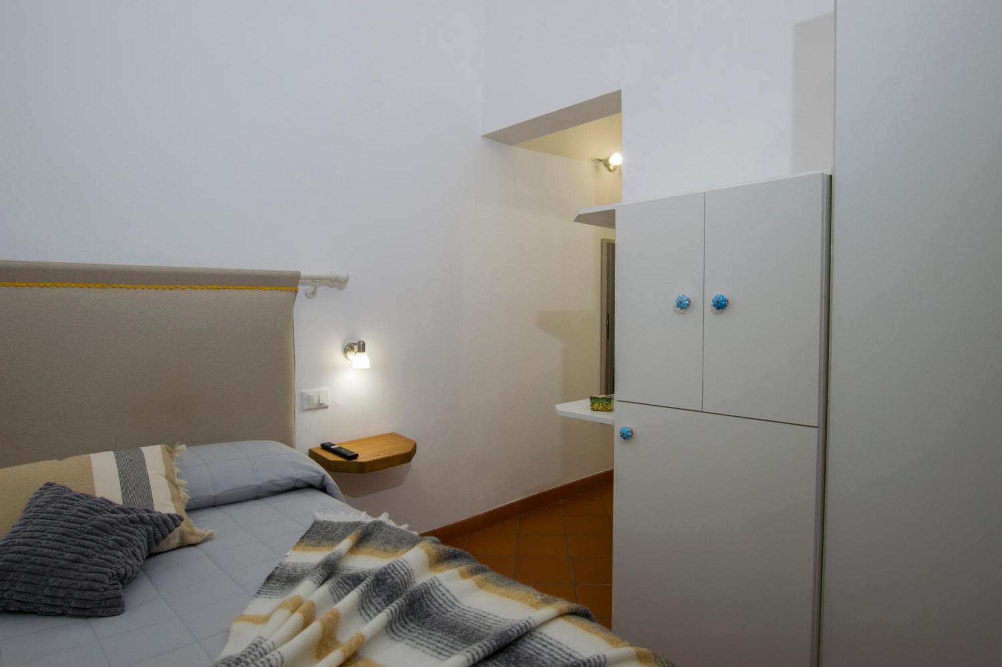 Capo Rama Suites & Rooms Terrasini Exteriör bild